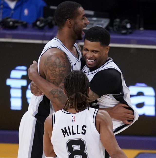 人反思年轻 人反思年轻